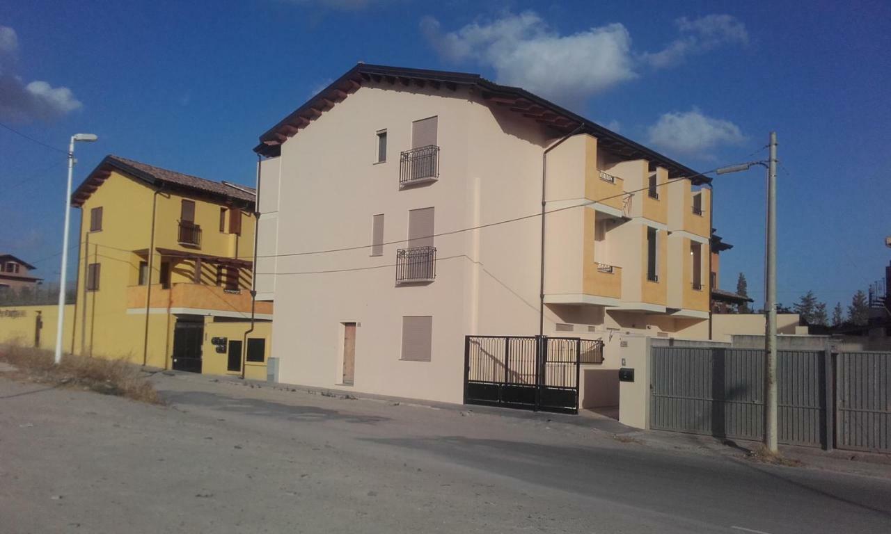 Rooms Loru Sestu Екстериор снимка